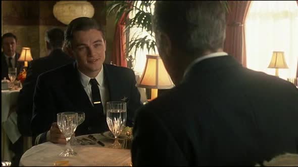 Náhled Chyť mě, když to dokážeš (2002, DVDrip, CZ-dub, Leonardo DiCaprio).avi (4)