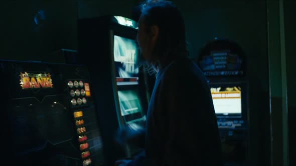 Náhled Poupata-CZ-2011-Drama-DVDrip.avi (1)