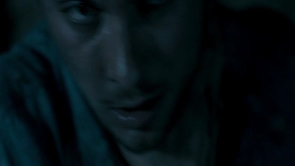 Náhled Evil.Dead.2013.480p.BRRip.XviD.AC3-PTpOWeR.CZ.avi (10)