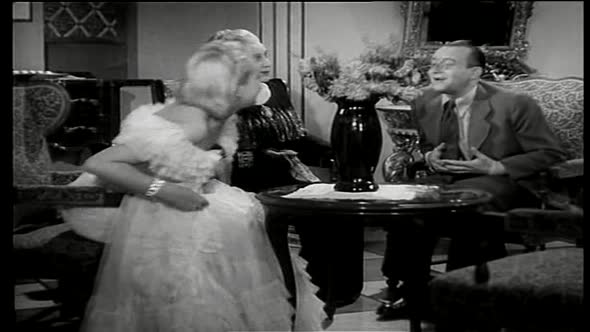 Náhled Eva tropí hlouposti - DVD rip (1939).avi (5)