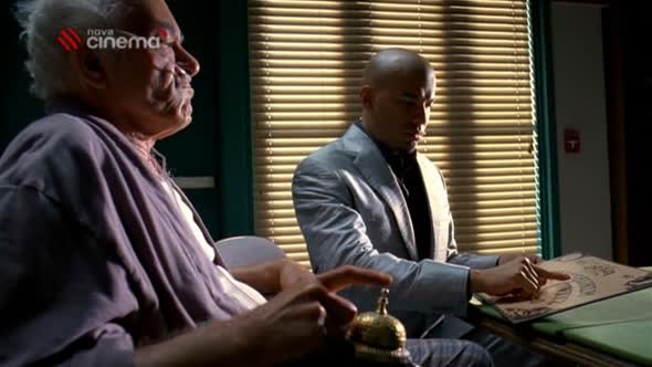 Náhled Perníkový táta (Breaking Bad) S03E02 Kůň beze jména (Caballo sin nombre) TVRip CZdub.avi (6)