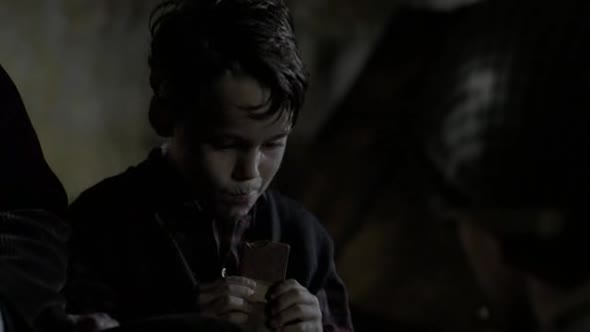Náhled Bratrstvo_neohrozenych_04_DVDRip_CZ.avi (5)