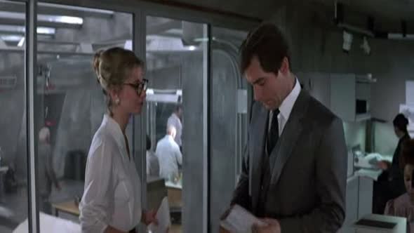 Náhled James Bond 16 - Dech života (1987).avi (2)