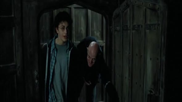Náhled 3 Harry Potter a vezen z azkabanu (2004) CZ.avi (1)