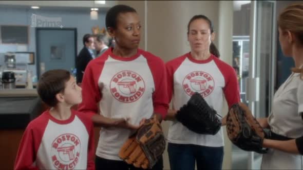 Náhled Rizzoli & Isles - Vrazdy na pitevne.S03E14.TVRip.XviD.CZ.avi (6)