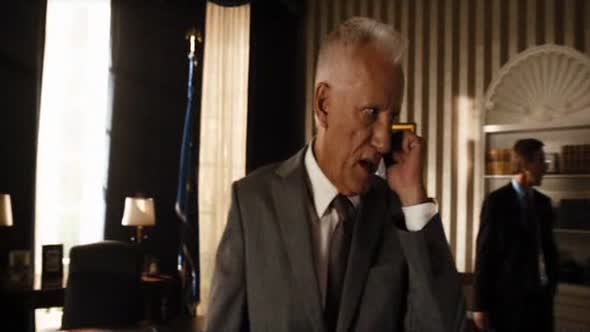 Náhled White.House.Down.2013.DVDRip.XviD.CZ.avi (3)