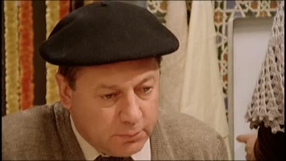 Náhled 02,Traged Fantozzi-(1976).avi (10)