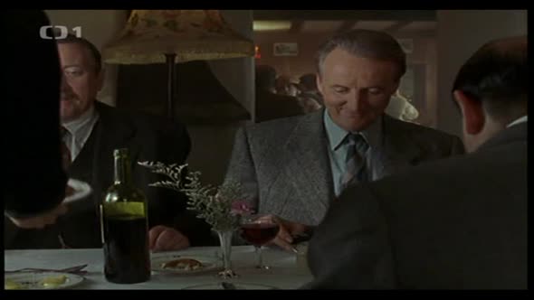 Náhled Hercule Poirot Zlo pod sluncem.AVI (8)
