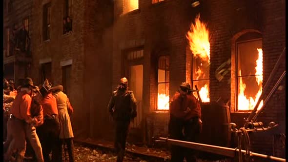 Náhled gangy-new-yorku-historicke-krimi-drama-2002-l-dicaprio-cz-sten-ok.avi (2)