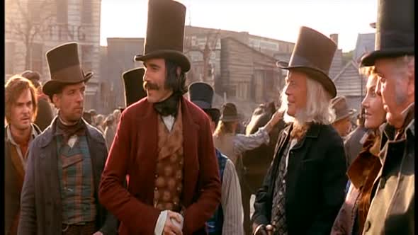 Náhled gangy-new-yorku-historicke-krimi-drama-2002-l-dicaprio-cz-sten-ok.avi (4)