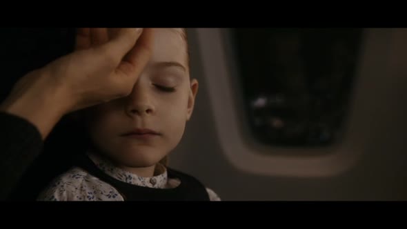 Náhled Tajemný let (2005).avi (2)