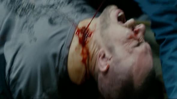 Náhled Nebezpecna-korist-2011-cesky-dabing-novinky-filmy-cz-avi.avi (3)