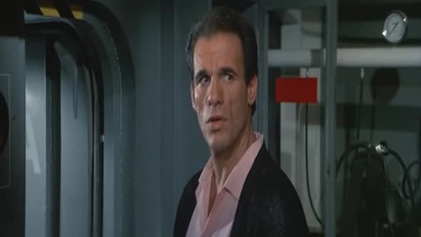 Náhled James Bond 17 - Povolení zabíjet (1989).avi (9)