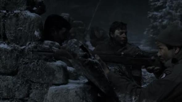 Náhled Bratrstvo_neohrozenych_08_DVDRip_CZ.avi (7)