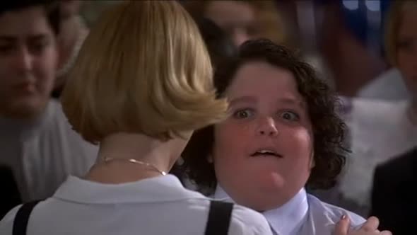 Náhled M.P.(Píseň-pro-nevěstu.Romantická-hudební-komedie.Adam-Sandler-Drew-Barrymore.Rok-1998-CZ).avi (5)