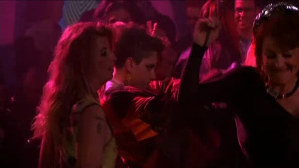 Náhled M.P.(Píseň-pro-nevěstu.Romantická-hudební-komedie.Adam-Sandler-Drew-Barrymore.Rok-1998-CZ).avi (7)