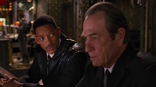 Náhled Men In Black 3 - Muzi v Cernem 3 - 2012 DVDRip cz dab.avi (2)