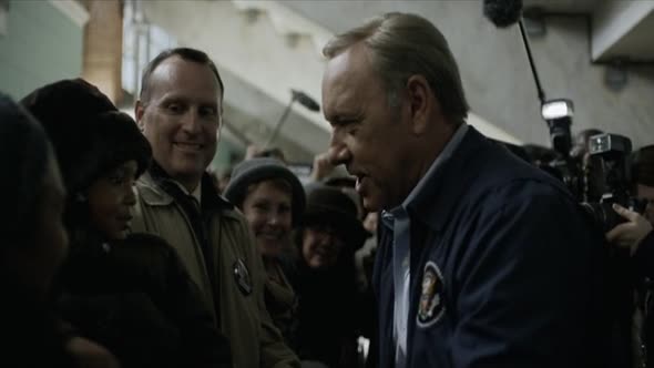 Náhled House.Of.Cards.S04E01.WEBRip.x264-TURBO.mp4 (2)