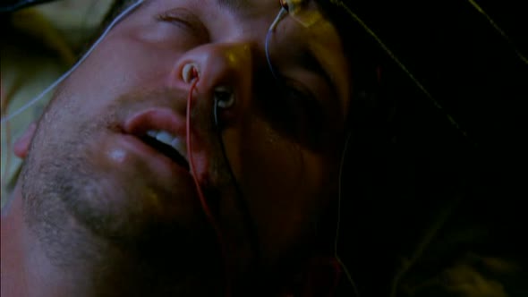 Náhled Hranice nemožného (Fringe) 1x04 - Příchod (DVDRip CZ EN dabing).avi (8)