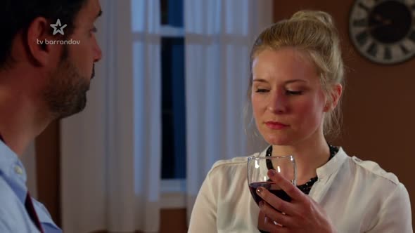 Náhled - Romanticky Katie Fforde LASKA NEZNA HRANIC romanticky CZ DABING 2014.avi (4)