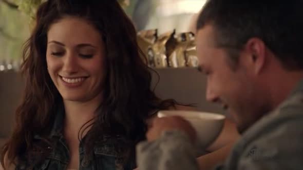 Náhled Shameless-US-S02E03---cz-tit..avi (2)