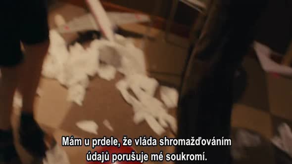Náhled High.Rise-2015-cz-titulky-2016.avi (4)
