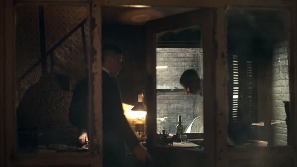 Náhled Peaky Blinders S01E01 - BRrip HD720p CZtitulky.mkv (1)