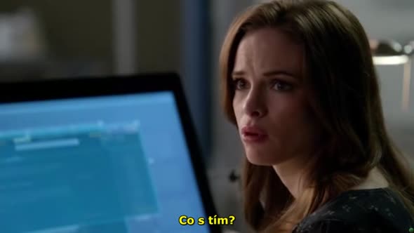 Náhled The-Flash-S01E10---&-Arrow-TitCz.avi (5)