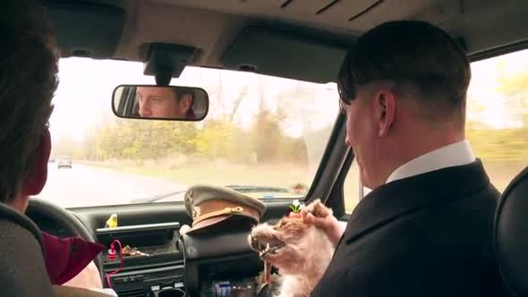 Náhled Už je tady zas (2015) CZ-Titulky NOVINKA.avi (4)