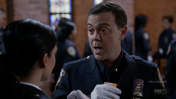 Náhled Brooklyn.Nine-Nine.S03E02.HDTV.x264-FLEET.mp4 (5)