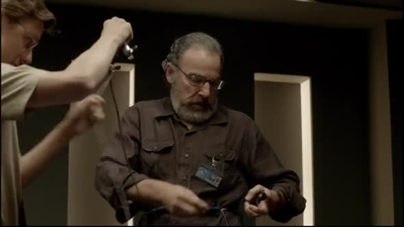 Náhled Ve jmenu vlasti - Homeland ( serial 2011 ) S01E06 CZ.avi (7)