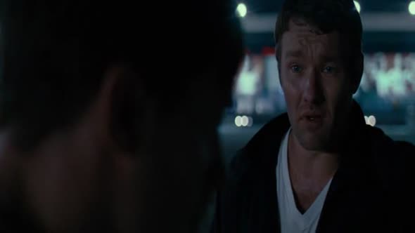 Náhled Valecnik---Bojovnik-Brat-proti-bratovi---Warrior-2011-BRRip-XviD-AC3-CZ.avi (6)