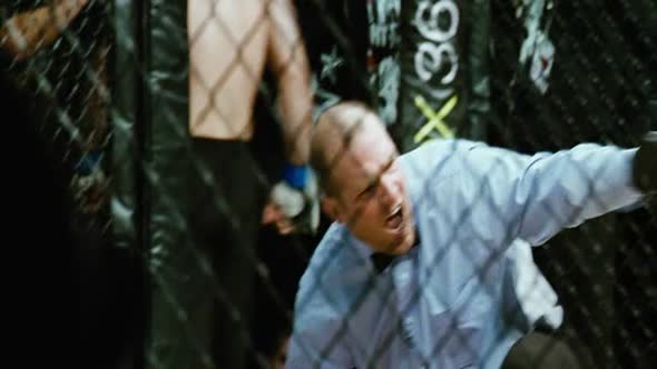 Náhled Valecnik---Bojovnik-Brat-proti-bratovi---Warrior-2011-BRRip-XviD-AC3-CZ.avi (9)