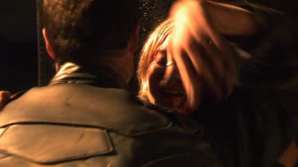 Náhled Battlestar Galactica CZ - 01x13 - Posledn zblesk Kobolu, st 2..avi (10)