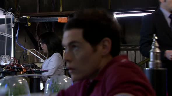 Náhled Torchwood-01x02 - Nová holka.avi (4)