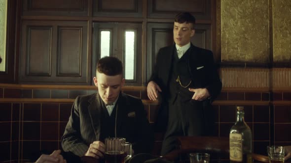Náhled Peaky Blinders S01E04 - BRrip HD720p CZtitulky.mkv (1)