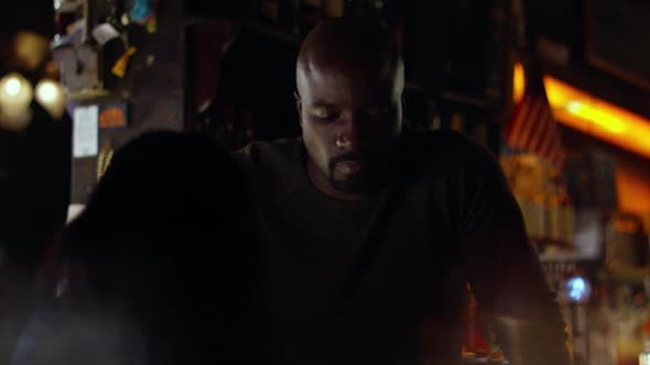 Náhled Jessica Jones S01E01 EN dabing by Adamek.avi (6)
