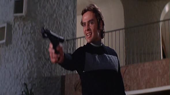 Náhled Loganuv-utek-1976-AC3-DVDRip-XviD-czdub.avi (1)