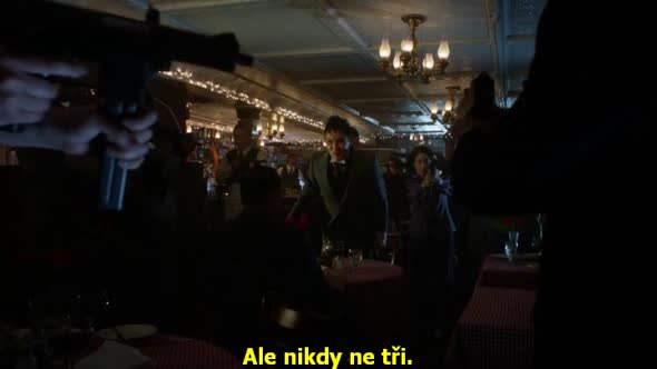 Náhled Gotham.S03E03.CZ titulky.HDTV.avi (8)