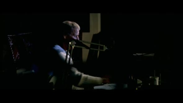 Náhled Noc s nabroušenou břitvou, CZ dabing 2003.avi (2)