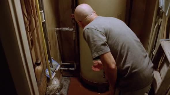 Náhled Breaking.Bad.S02E10.DVDRip.XviD-TRONDi.avi (5)
