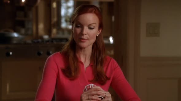 Náhled Zoufalé manželky - Desperate Housewives S04E17 DVDrip CZDAB.avi (1)