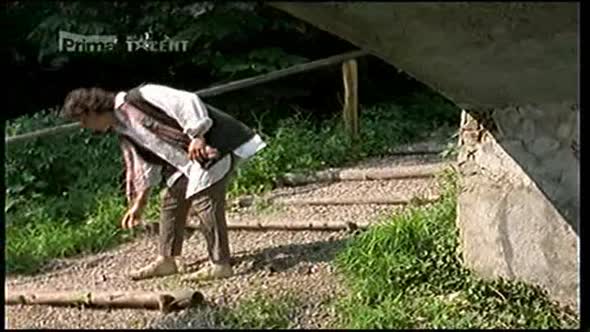 Náhled Big Ben - S01x07 Smrt překupníka (Bei Zuschlag Mord) - CZ.avi (4)