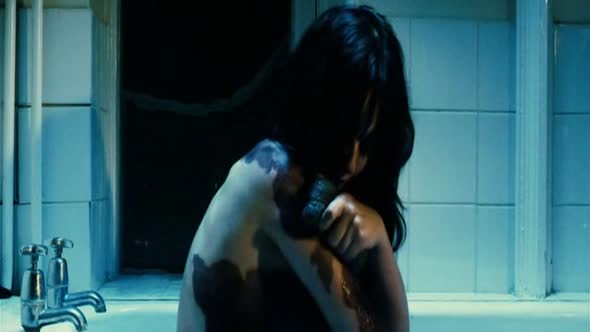 Náhled Dread-2009-WS-DVDRip-XviD.avi (9)