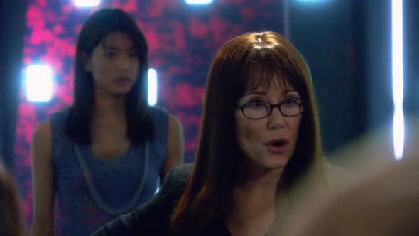 Náhled Battlestar Galactica CZ - 04x14 - Krev na vahach.avi (1)