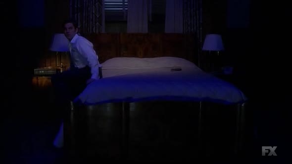 Náhled American Horror Story S05E02 CZtit.avi (2)