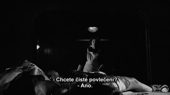 Náhled American Horror Story S05E02 CZtit.avi (10)