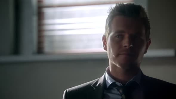 Náhled THE FLASH S01E19 - CZTIT v popisku.mp4 (6)