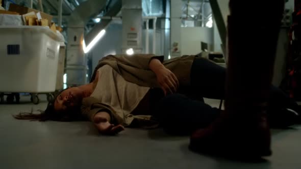 Náhled THE FLASH S01E19 - CZTIT v popisku.mp4 (10)