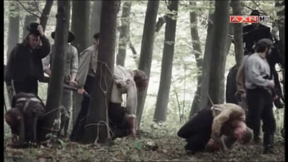 Náhled Hatfieldovi-a-McCoyovi-2dil-cz-dabing.csfd-87-western.avi (4)
